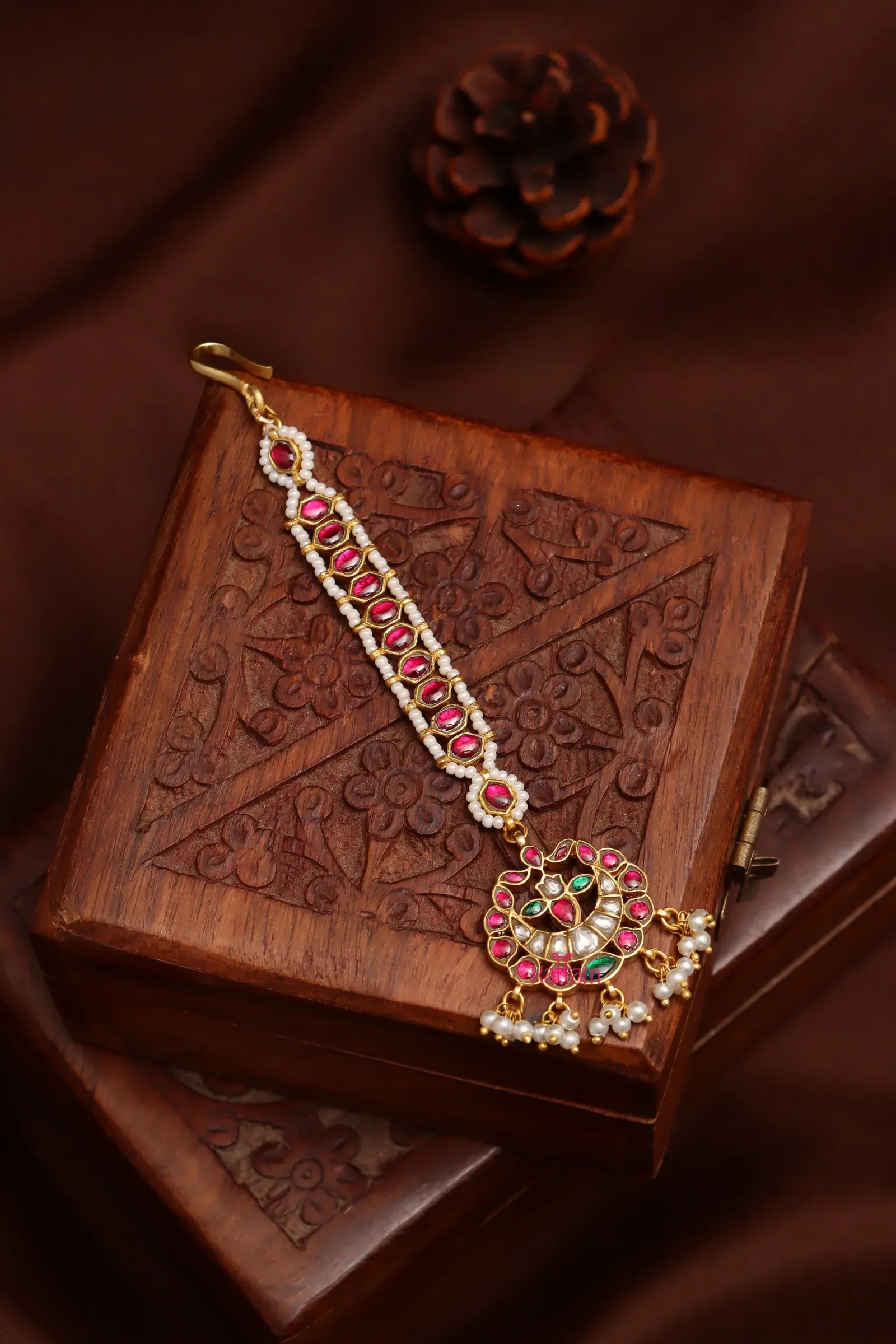 Kundan Chandbali Maang Tikka